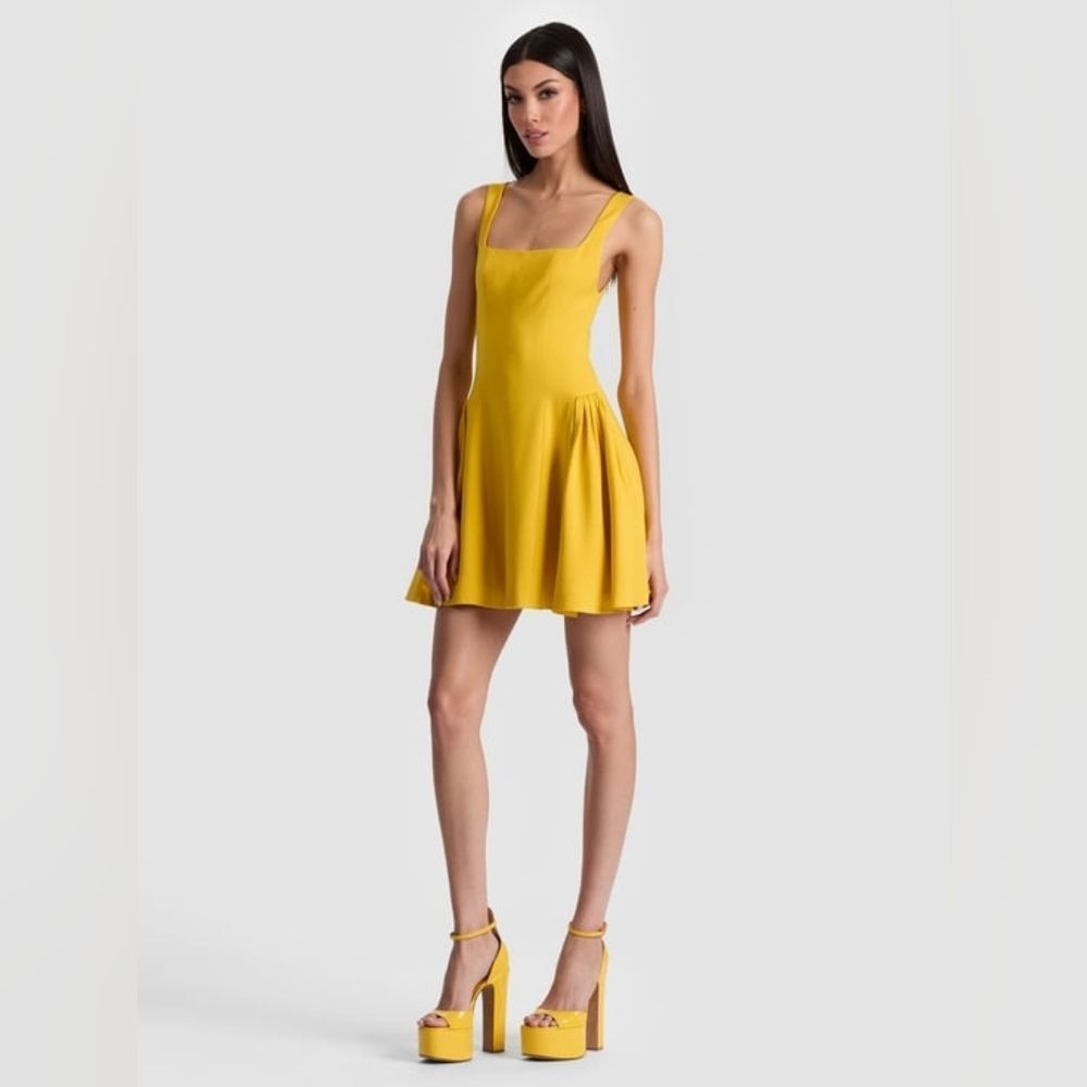 Alice + Olivia Vera Mini Dress In Golden Hour Size 2